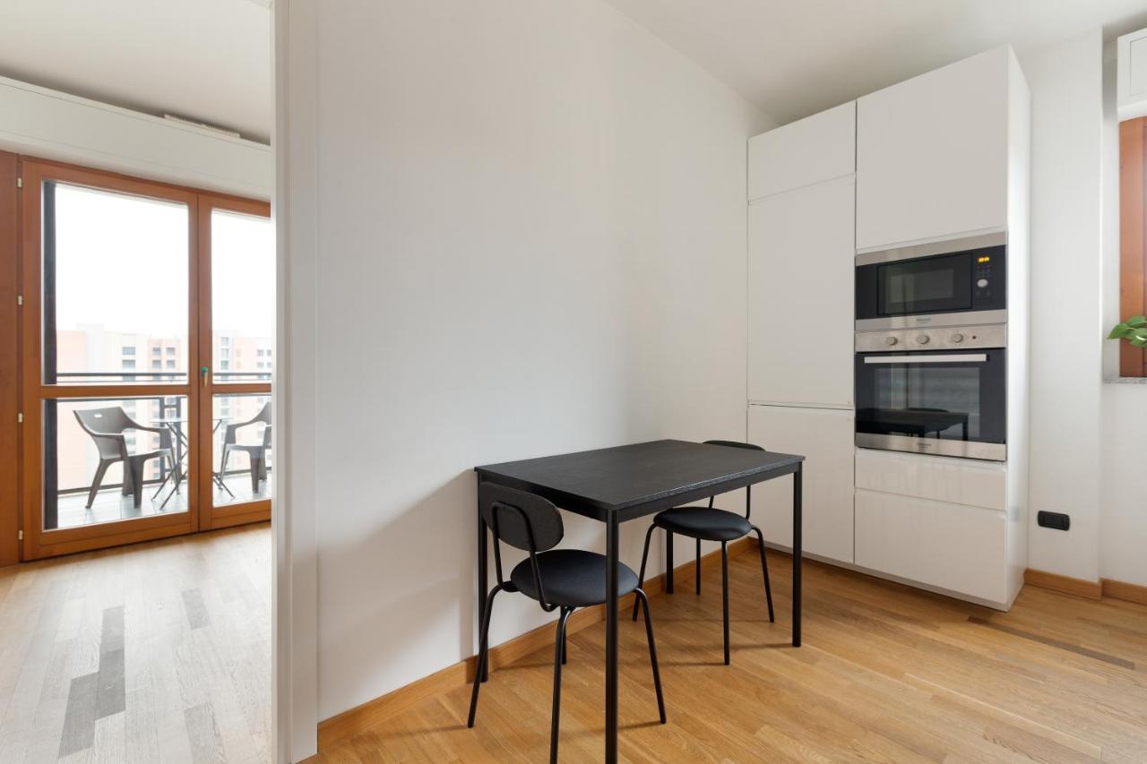 Milan Comfy Apartment X3 - With Balcony — Photos 1